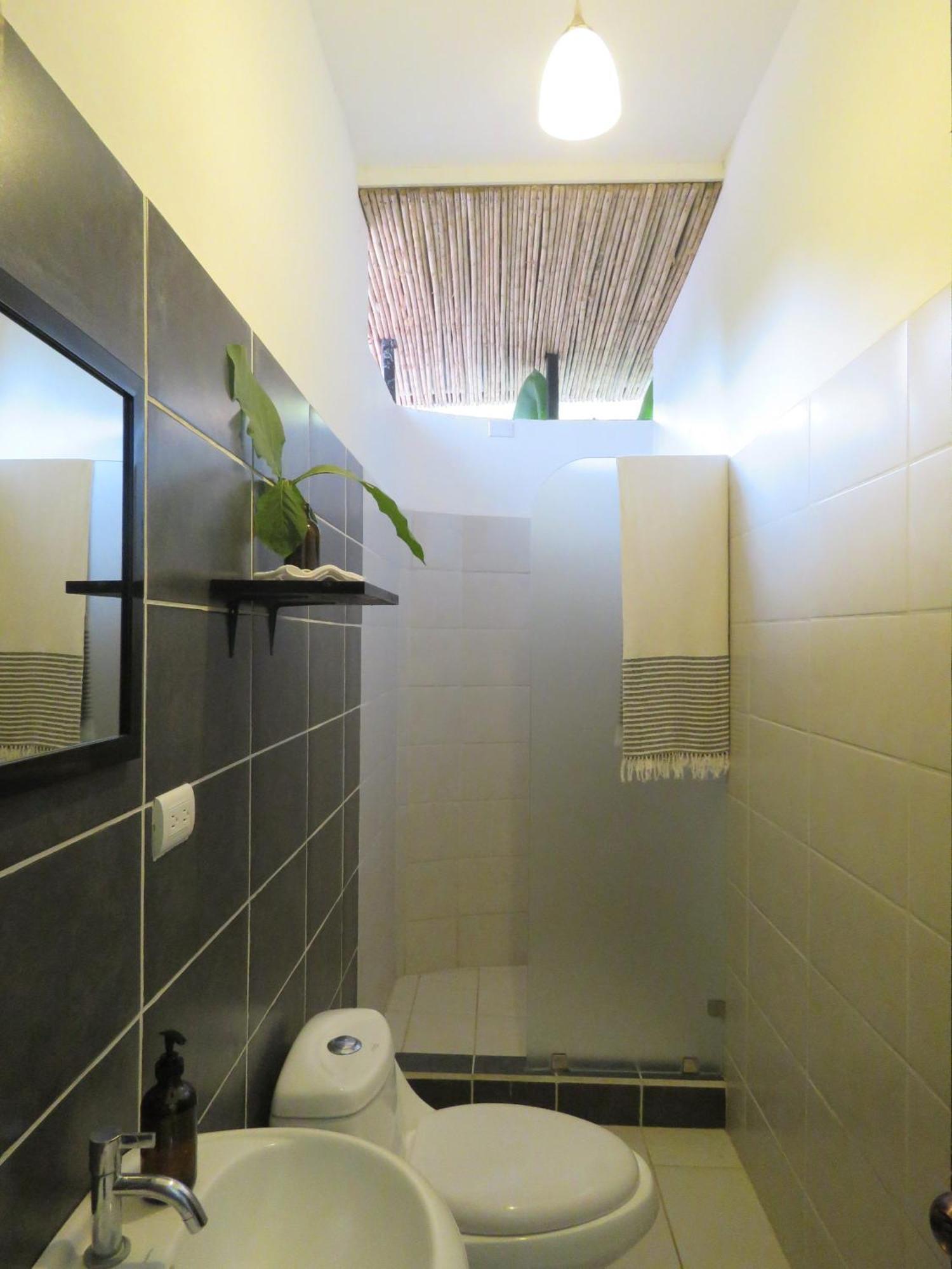 El Chante Surf House Playa Santa Teresa  Экстерьер фото