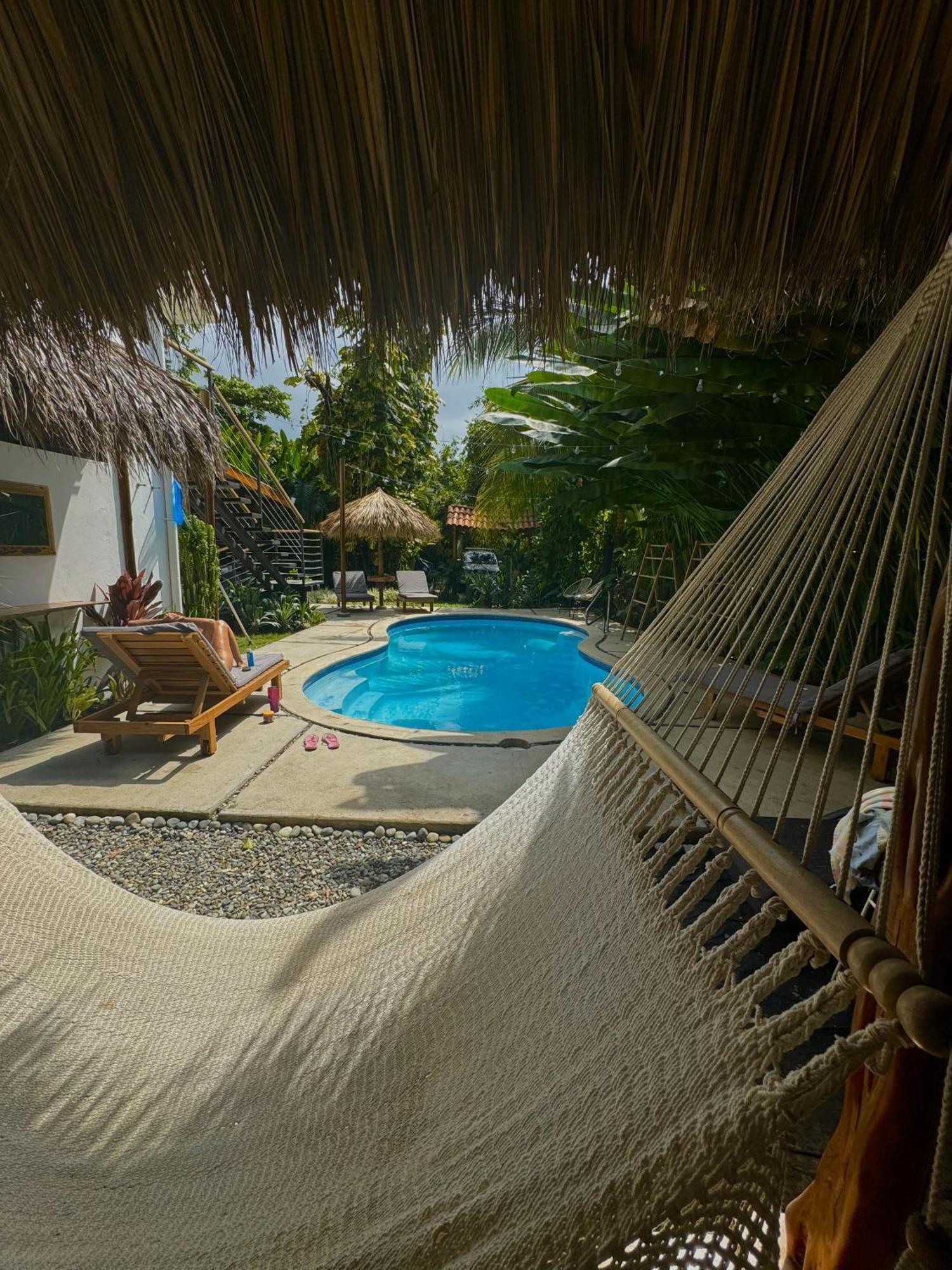 El Chante Surf House Playa Santa Teresa  Экстерьер фото